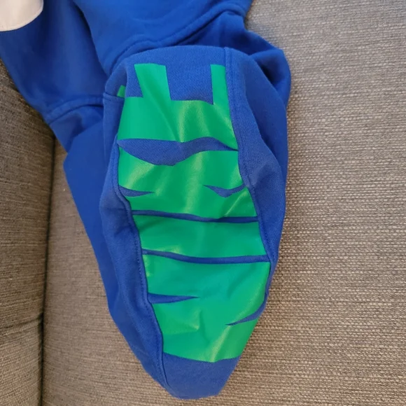 Nike hoodie - Picture 4 of 5